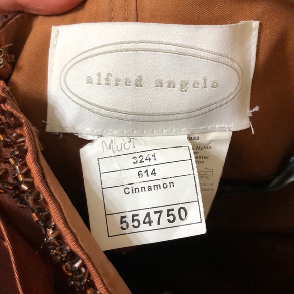 Beautiful Rare Prom Dress / Evening Gown - Picture 3 of 5